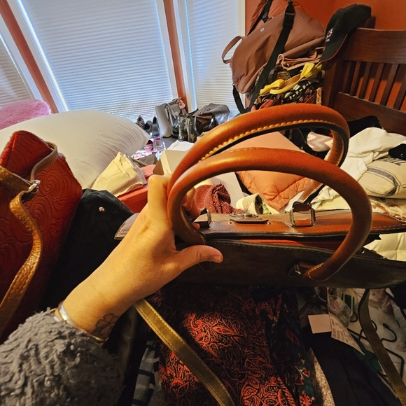 Satchel Purse - Picture 4 of 7